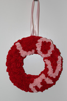 Valentines Day Felt Flower Wreath