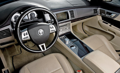 2009 Jaguar XF Supercharged_interior