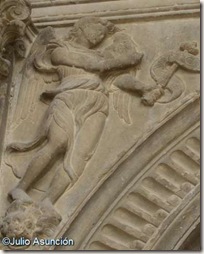 Aibar - Ángel - Iglesia San Pedro