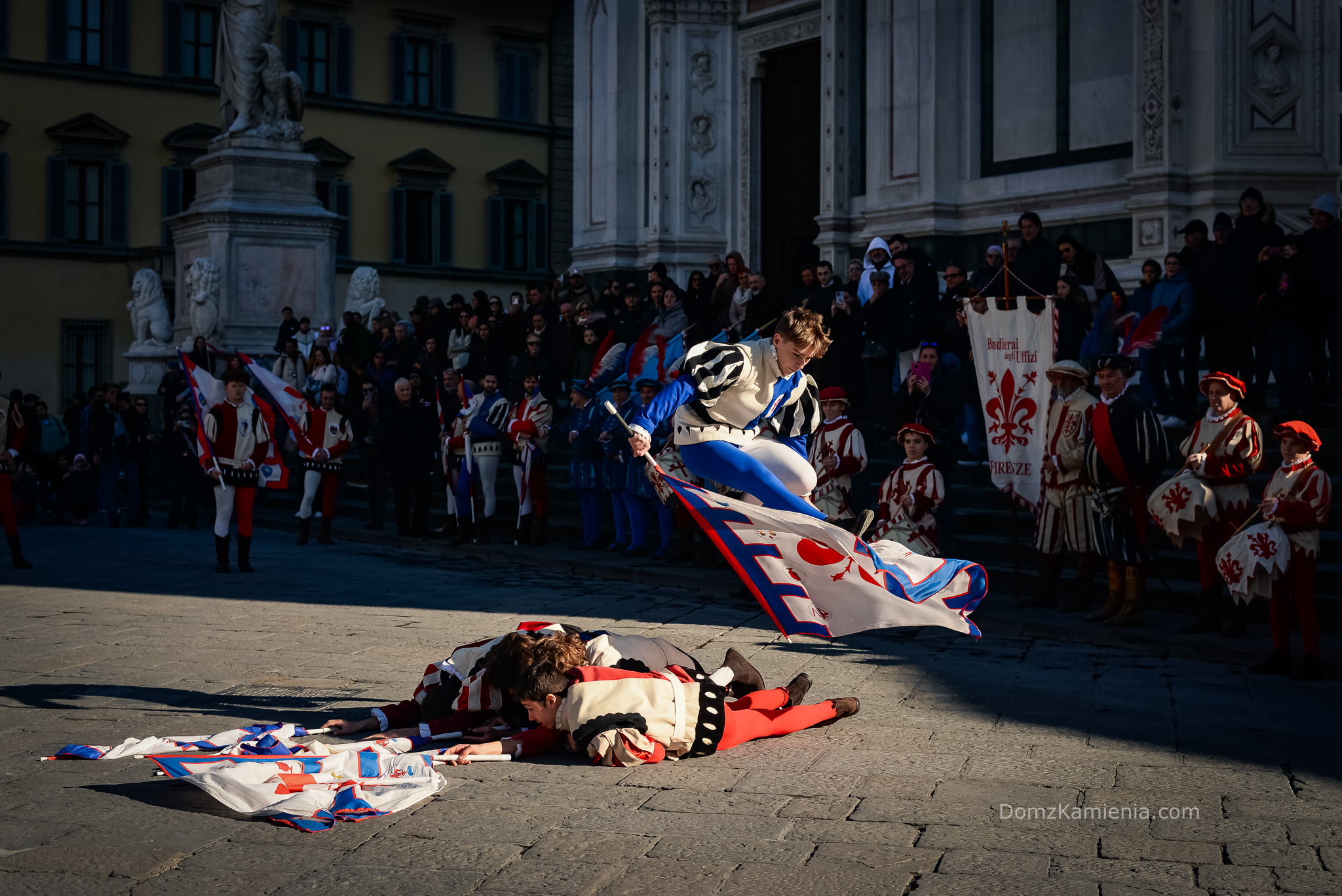 Dom z Kamienia, Bandierai degli Uffizi, Corteo Storico, Kasia Nowacka