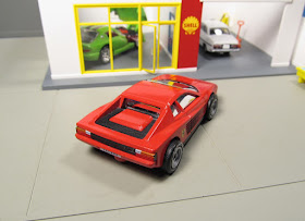 Matchbox World Class Ferrari Testarossa rubber tires