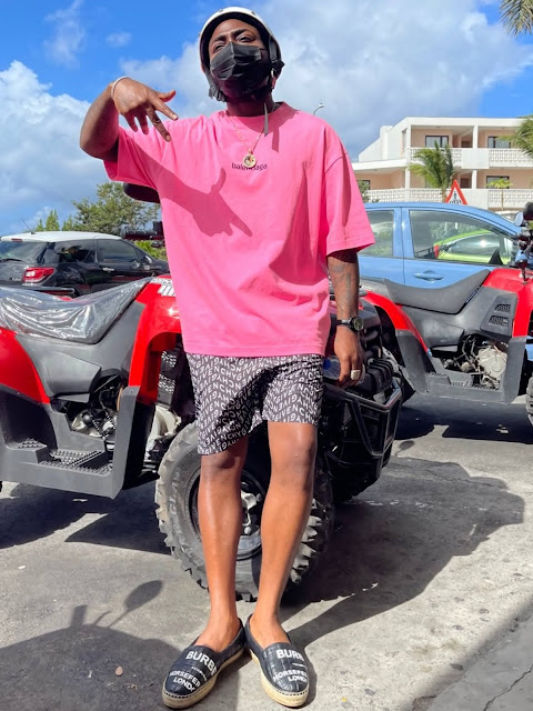 Amidst Cheating Rumors, Davido Becomes The First African To Hit 9 Million Twitter Followers