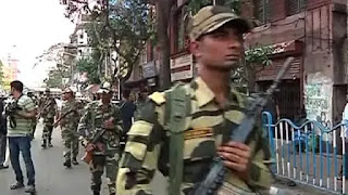 central-para-military-conducts-rout-march-in-kolkata