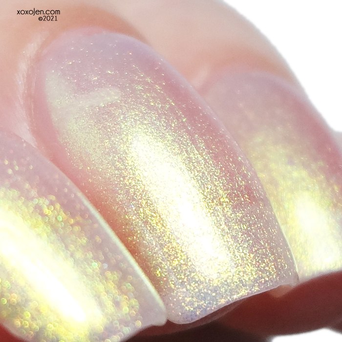 xoxoJen's swatch of KBShimmer Frequent Flyer