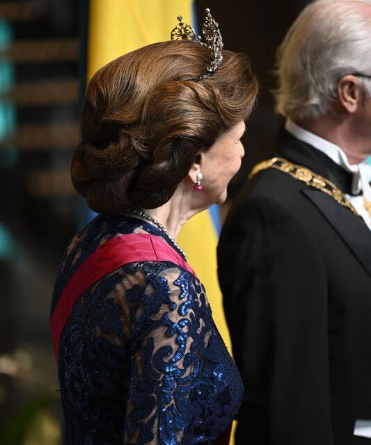 Queen Silvia wore a royal night blue gown by Georg et Arend. Queen Silvia wears the King Edward VII ruby and diamond tiara