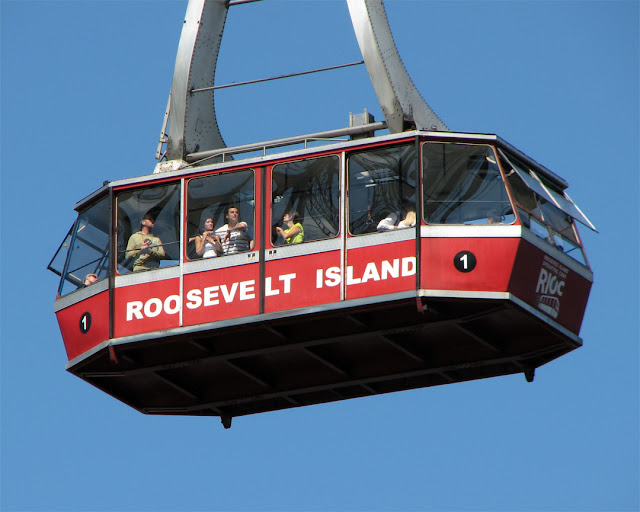 Roosevelt Island Tramway, New York