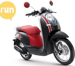 cute color options Honda Scoopy 1