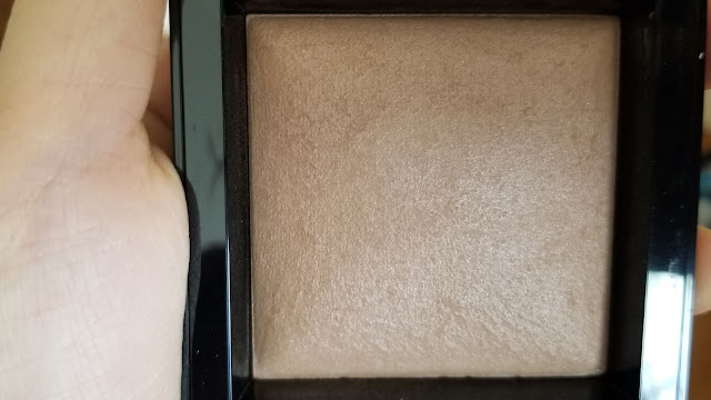 bare Minerals Invisible Bronze Powder Bronzer in Tan