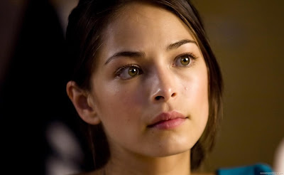 Actress Kristin Kreuk HQ Wallpaper-03-1440x1280