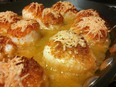 http://everydaygourmet.areavoices.com/2011/01/21/spanish-baked-scallops/