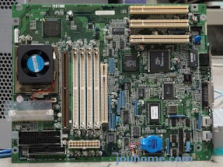 Motherboard Komputer