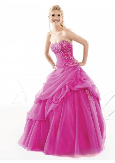 prom dresses and gowns on Ball Gown Prom Dresses 2011   Latest Fashion Club