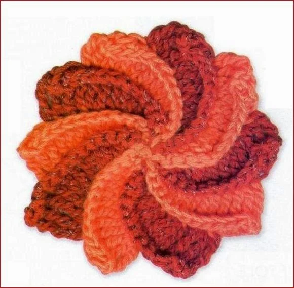 Flor de dos colores tejida al crochet