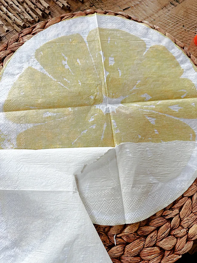 lemon napkin layers