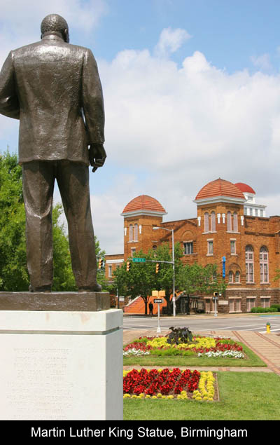<img src="image.gif" alt="Martin Luther King Statue, Birmingham AL /> 