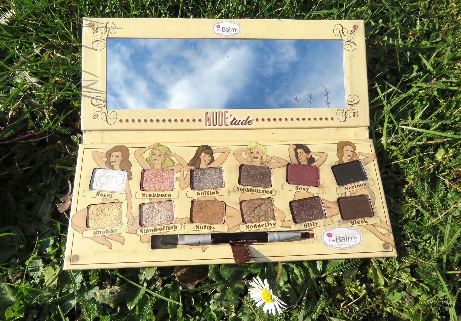 Nude'tude - Palette Ombres à Paupières Nues - The Balm