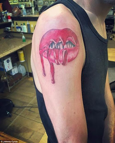 Kylie Jenner Gets New Red Hip Ink