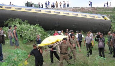 Kecelakaan Kereta Api Logawa di Madiun  1