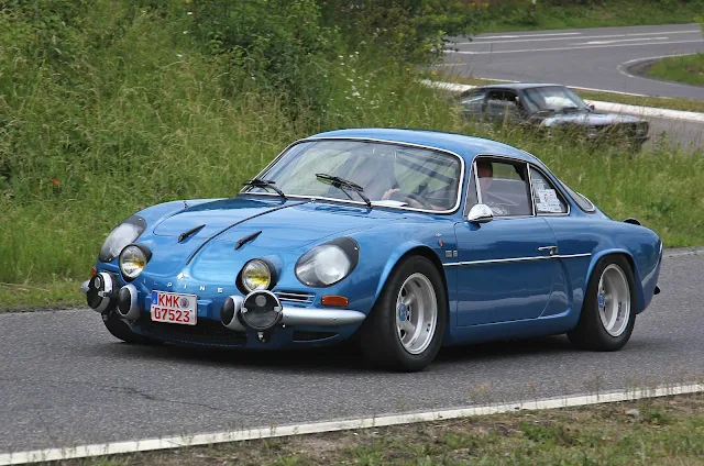 Alpine A110 / AutosMk