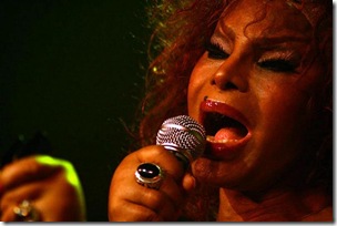 ELZA SOARES