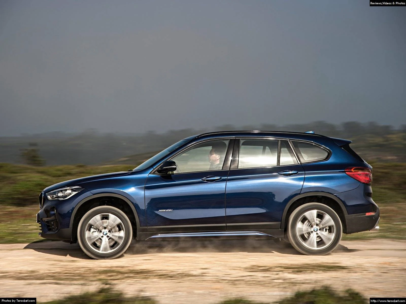 Hình ảnh xe ô tô BMW X1 2016 & nội ngoại thất