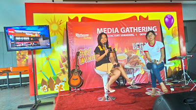 RICHEESE FACTORY : NIKMATI TANTANGAN SENSASI PEDAS BERLEVEL 5