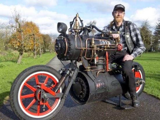 Motor Tenaga Uap ini Adalah Impian Nyata Fan Steampunk