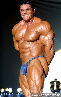 Amazing male and female bodybuilders Seen On www.coolpicturegallery.net