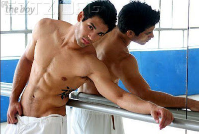 Brazilian hunk Leandro Okabe model