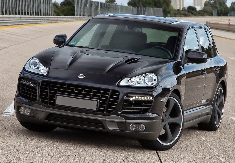 Gambar Mobil Porsche Cayenne Turbo TechArt Magnum