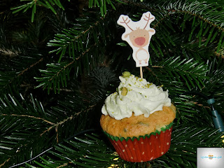 http://cecilecupcakecafe.blogspot.de/2013/12/pistazien-marzipan-cupcakes-mit.html