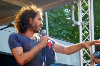 RussellBrand-anti-austerity2-crop-385x250