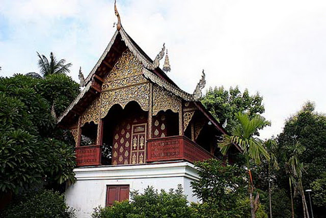 wat chiang man tour, chiang man temple, wat chiang mun, chiang mun temple