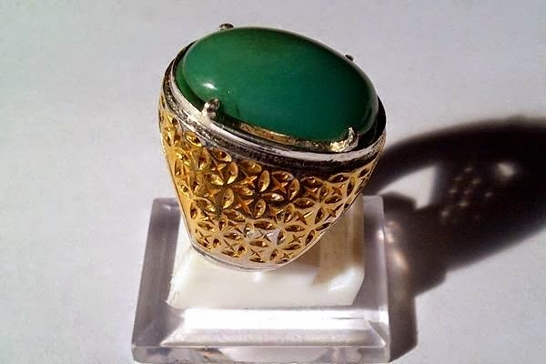 batu mulia bacan palamea}