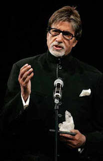 Amitabh Bachchan gets Standing ovation at National Awards Ceremony