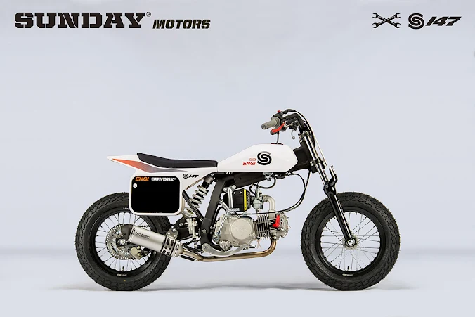 Sunday Motors S147 Flat Tracker