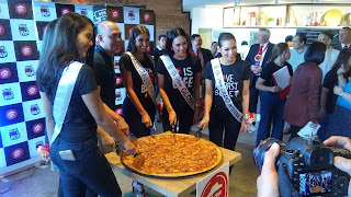 The Biggest Pizza Hut PH Store In The Country Is Now Open At SM MOA
