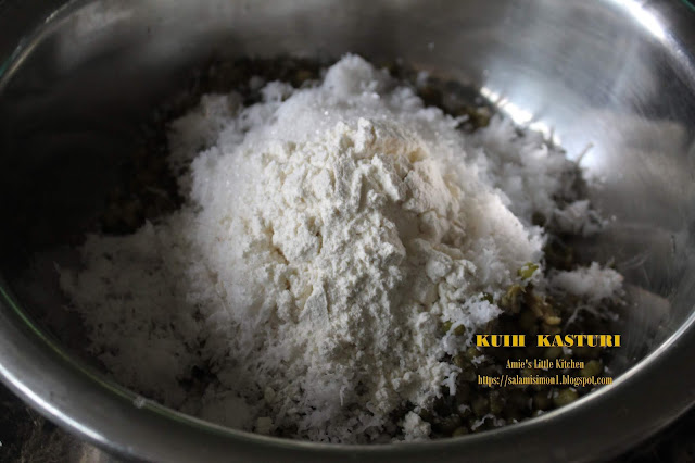 Kuih Kasturi @ Kesturi