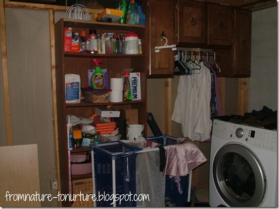 Laundry room before2