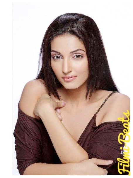 Navina Bole wallpapers and biography