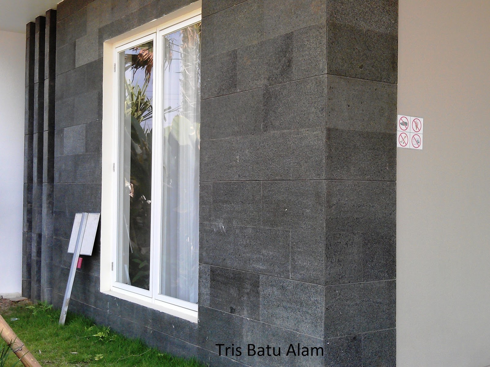 64 Desain Rumah Minimalis Variasi Batu Alam Desain Rumah Minimalis
