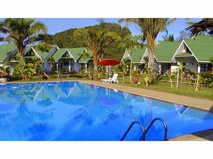 Khu resort dùng tấm lợp sinh thái onduline rất mát mẻ làm người ta khoan khoái và nảy sinh tình cảm. cuốn hút vào nhau