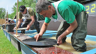 International Championships Gold Panning