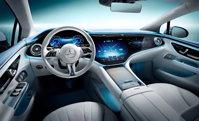 المقصورة الرئيسية والتصميم الداخلي لسيارة مرسيدس  Mercedes EQS