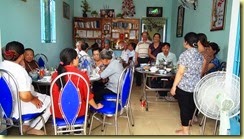 VỢ CHỒNG NGUYỄN TRUNG HIẾU