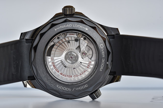 Revise el reloj réplica Omega Seamaster 300M negro negro a bajo precio