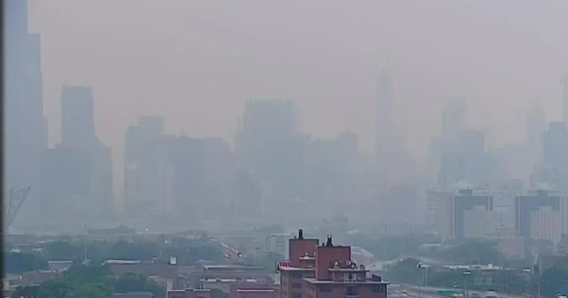 "Breathing on the Edge: Unmasking the Unhealthy Air in Chicago! ...What You Need to Know to Stay Safe