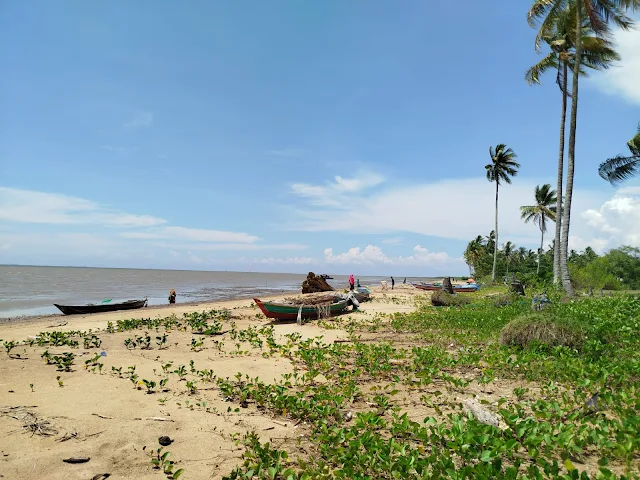 Pantai Karindangan Tanah Laut