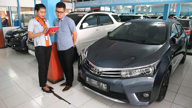 Beli Mobil Bekas di Showroom Mobil88