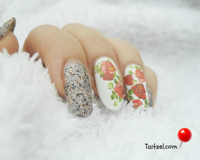 roses nail art 